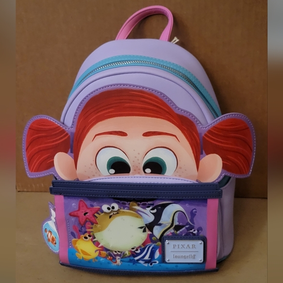 Finding Nemo Darla Mini Backpack - Picture 1 of 3
